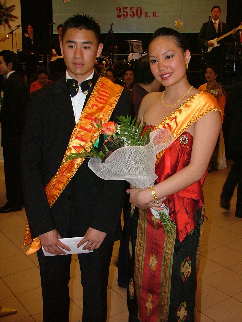 soirée pimay lao 2007associa.femmes lao en france 355.jpg